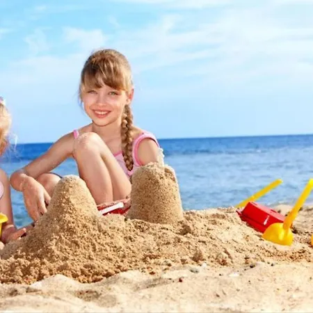 Villa- Rafael * יורט דה מאר