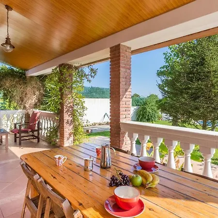 Villa- Rafael